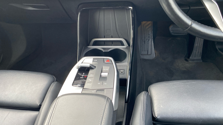 BMW 2 Series 220i MHT Luxury 5dr DCT Petrol Hatchback